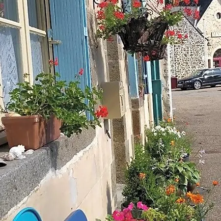 Sweeting's 4* Chailland